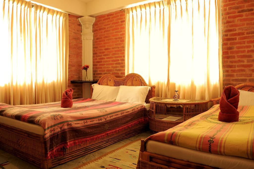 Peace Eye Guest House Pokhara Room photo